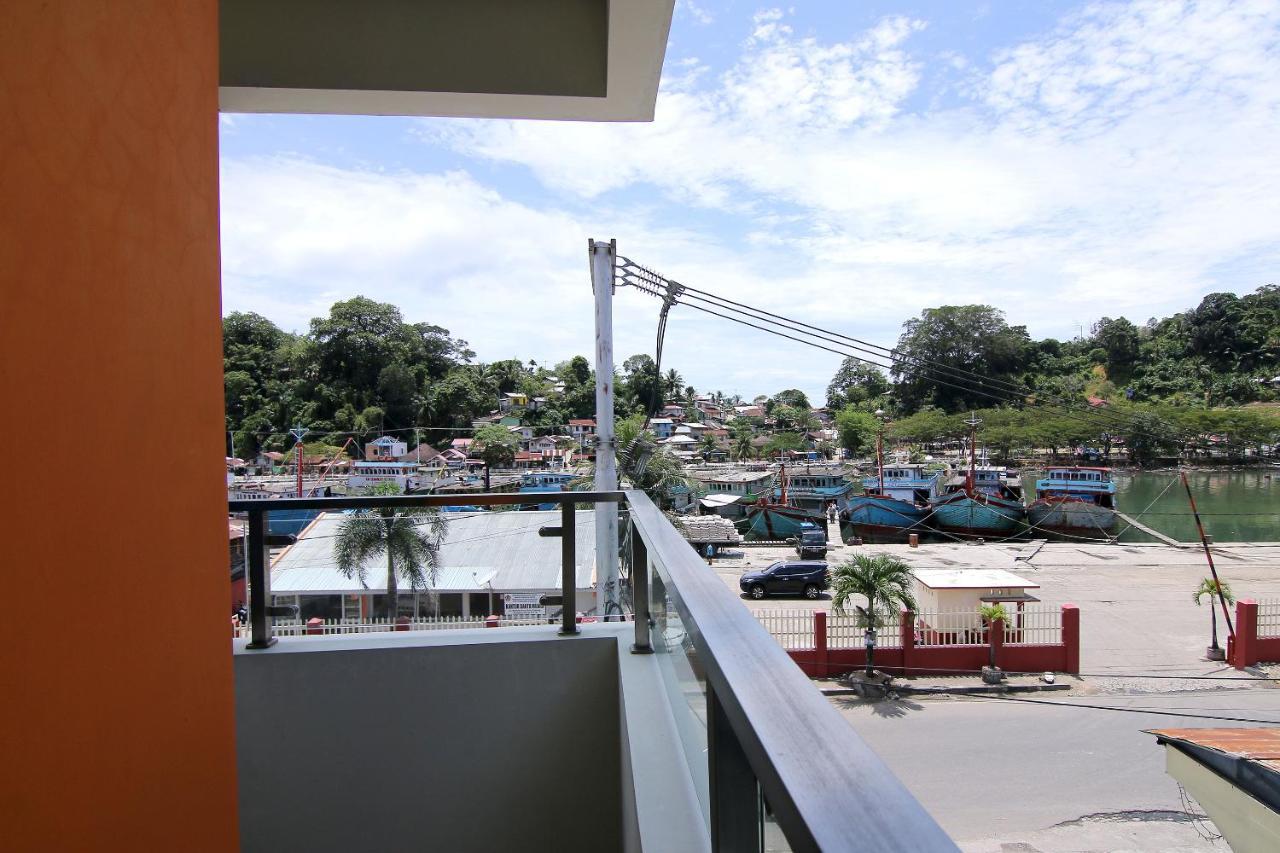 Oyo 592 Budget Hotel By The Harbour Padang  Eksteriør billede